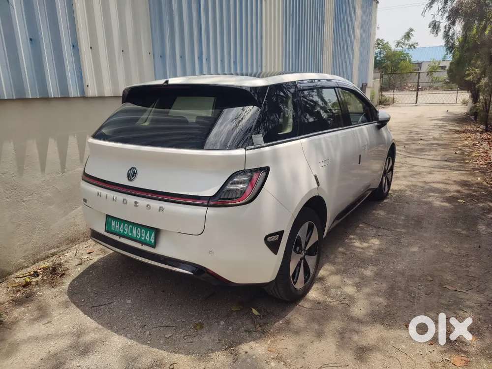 Mg Windsor Ev Essence 2025
