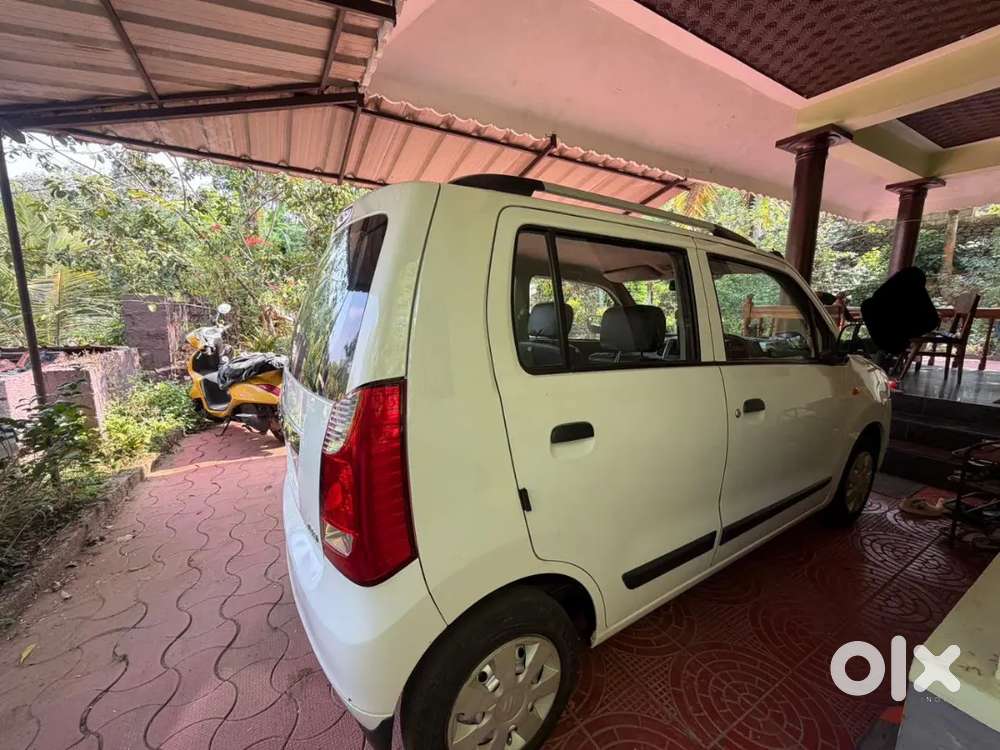 Maruti Suzuki Wagon R Flex Fuel 2012 Petrol Well Maintained