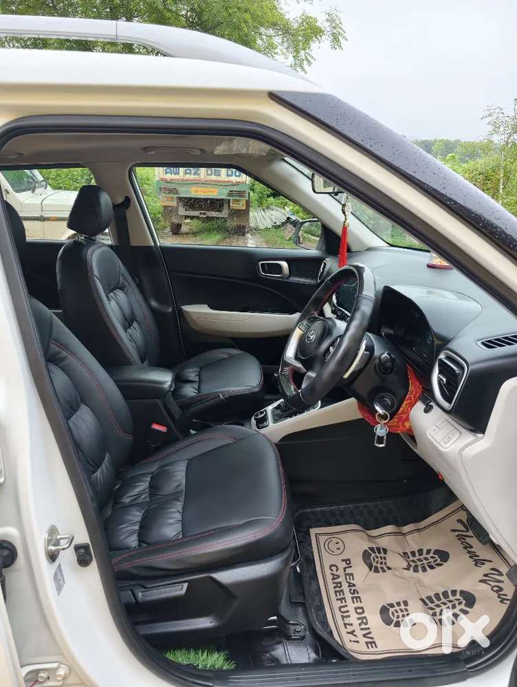 Hyundai New Venue Petrol 2024 Automatic