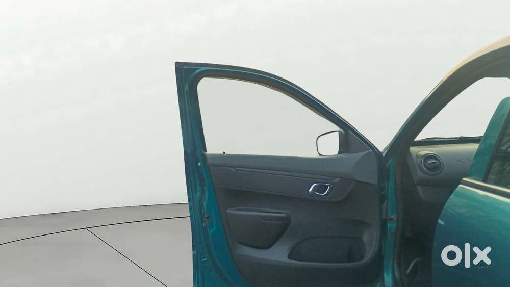 Renault Kwid 1.0 Rxt, 2020, Petrol