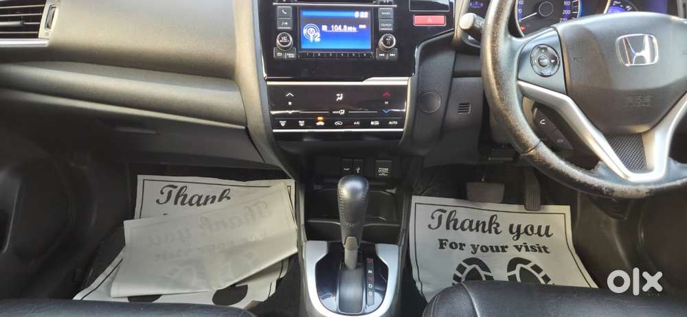 Honda Jazz V Cvt, 2015, Petrol