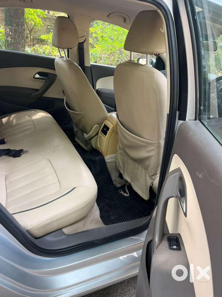 Volkswagen Vento 2010-2013 Petrol Highline, 2011, Petrol