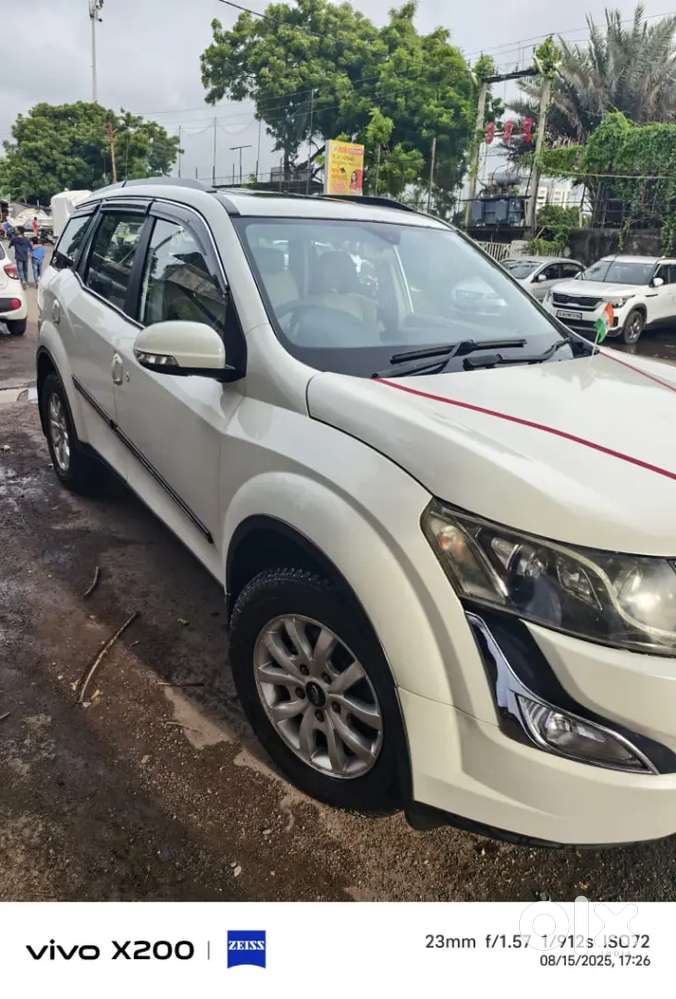 Mahindra Xuv500 2017 Diesel 76000 Km Driven