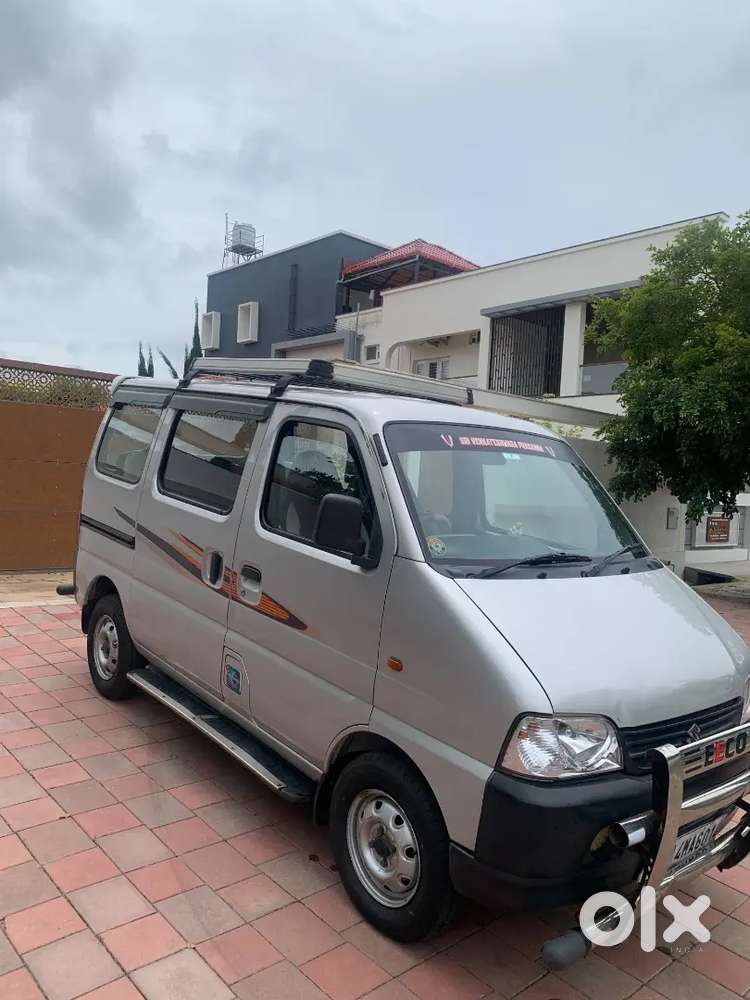 Maruti Suzuki Eeco 2022 Variant Smiles