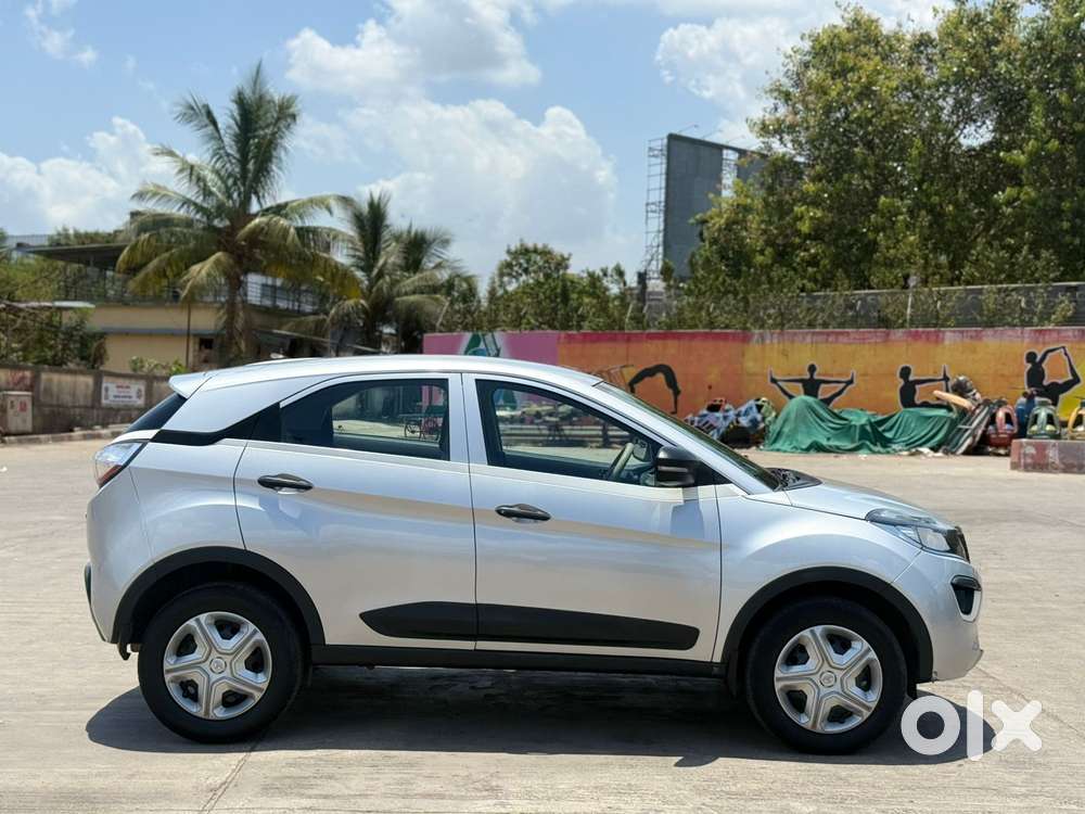 Tata Nexon 1.2 Revotron Xma, 2019, Petrol