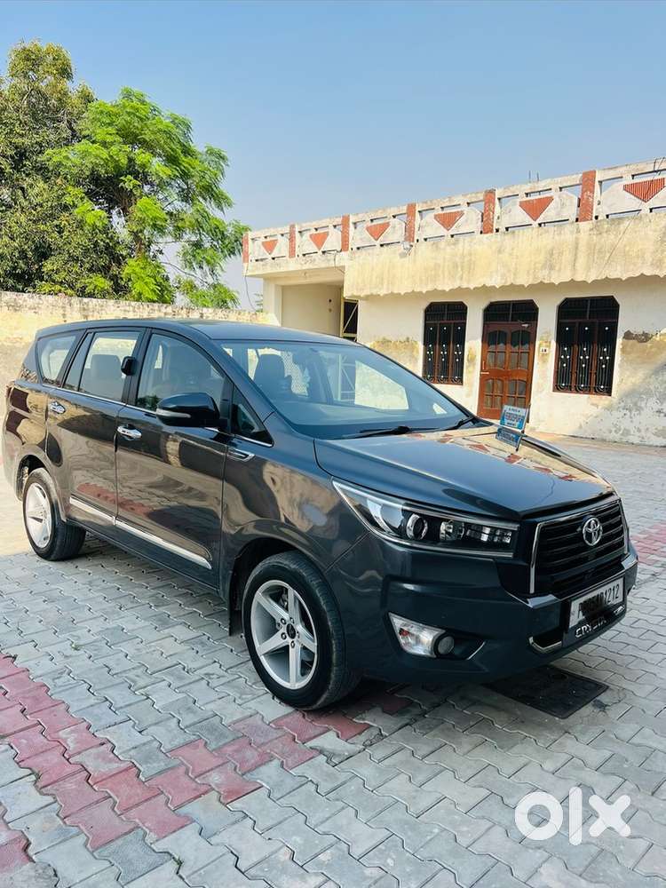 Toyota Innova Crysta Diesel 2016 Year