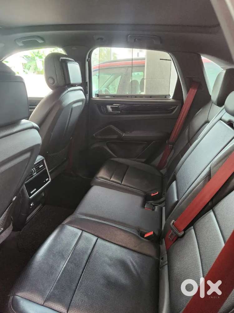 Porsche Cayenne 2019 Registered Under Warranty