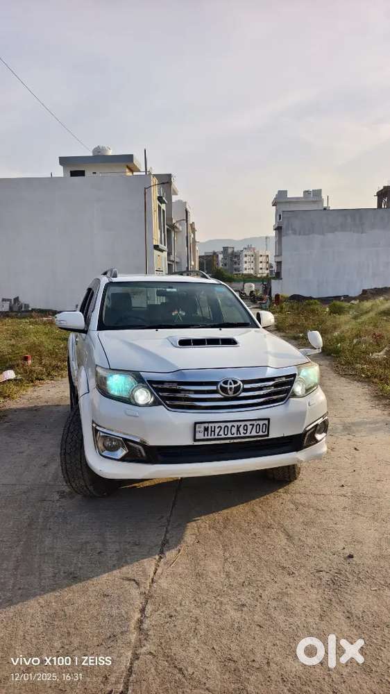 Toyota Fortuner 2012 Diesel Mh20