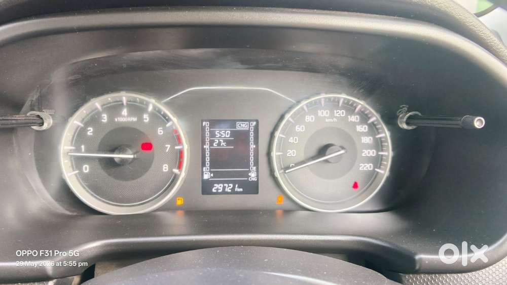 Maruti Suzuki Vitara Brezza 1.5 Vxi, 2023, Cng & Hybrids
