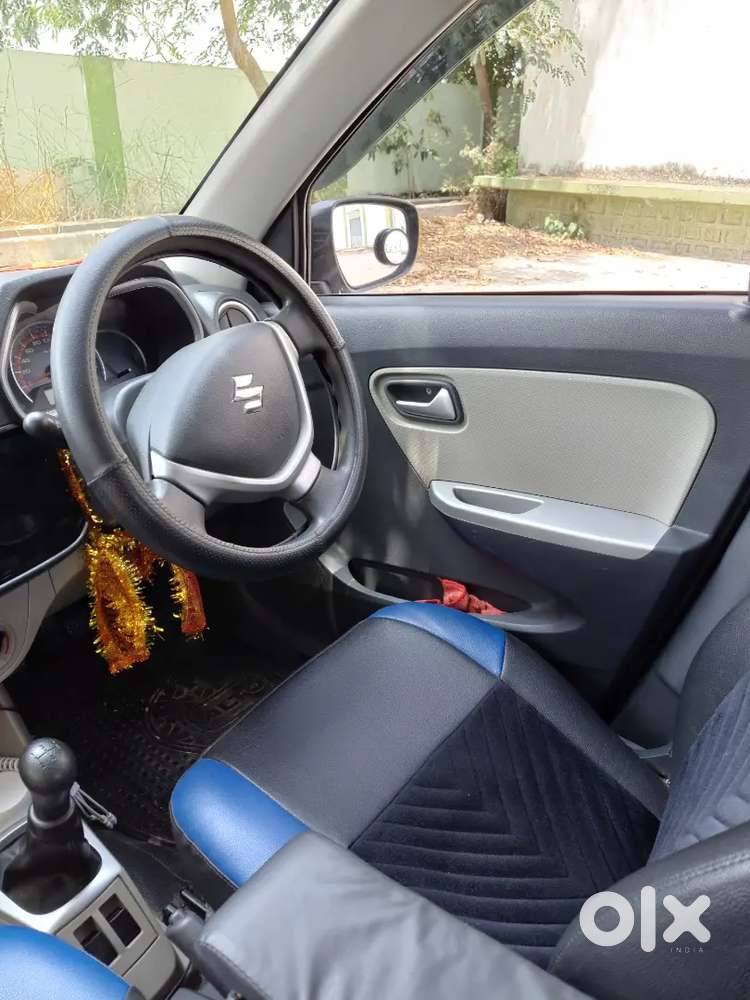 Reading:28400km
4tyres 95%
Stepney:new Tyre
Service:recently Over