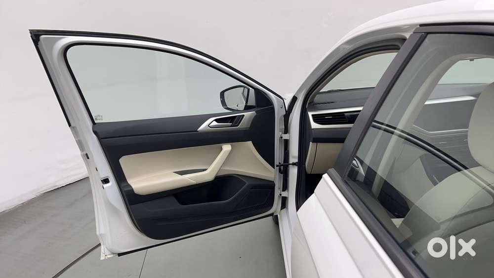 Volkswagen Virtus Highline Plus 1.0 Tsi At, 2022, Petrol
