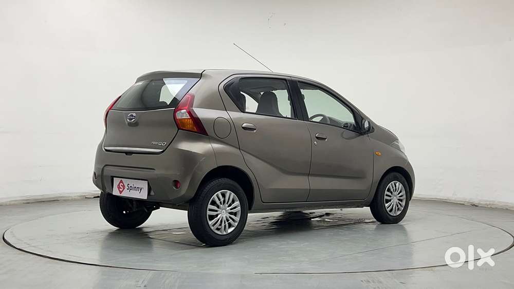 Datsun Redigo T Option, 2016, Petrol