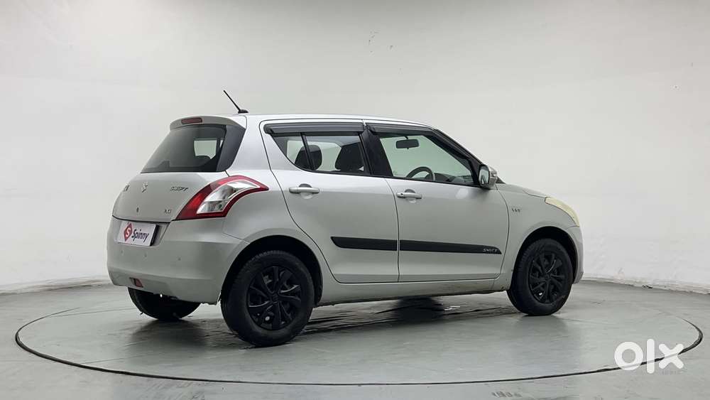 Maruti Suzuki Swift Vxi Optional, 2017, Petrol