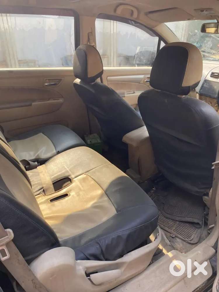 Maruti Suzuki Ertiga 2012
