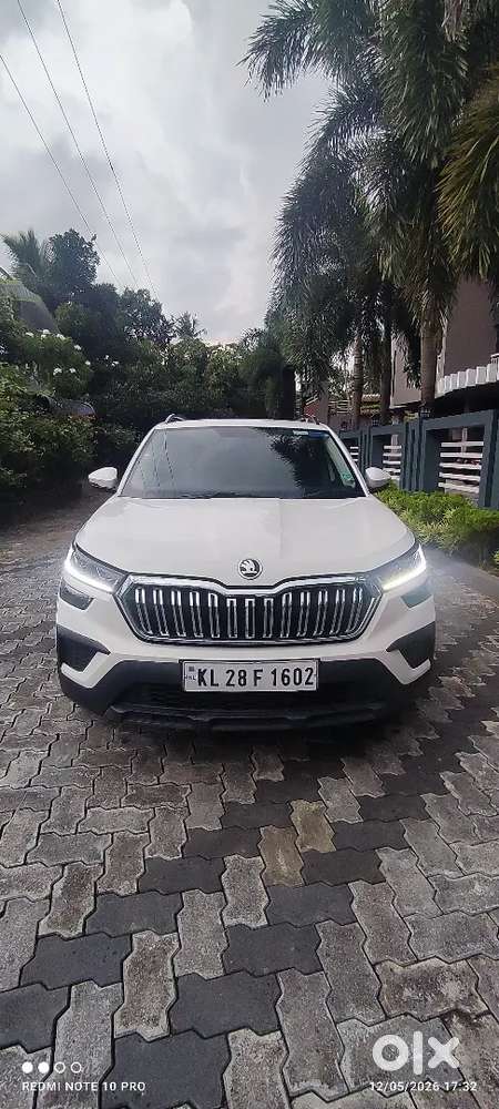 Skoda Kushaq Active Plus (20930 Kms)manual