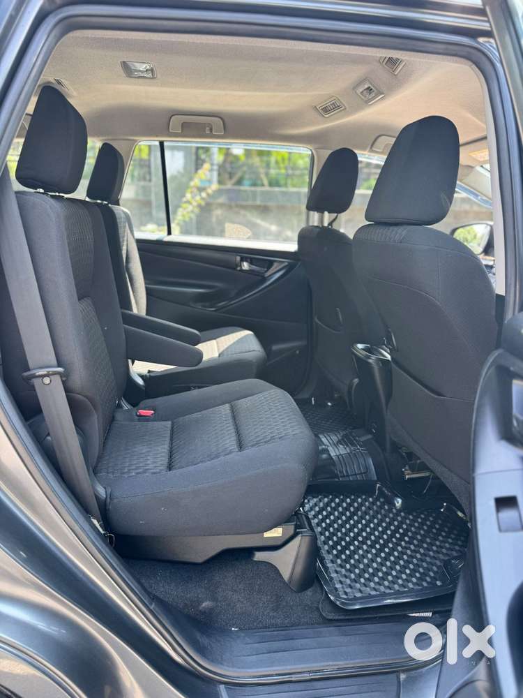 Toyota Innova Crysta [2020-ongoing] 2.4 Gx 7 Str, 2018, Diesel