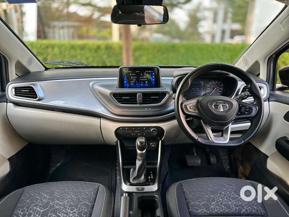 Tata Altroz 1.2 Xz Plus Rtn Dct, 2023, Petrol