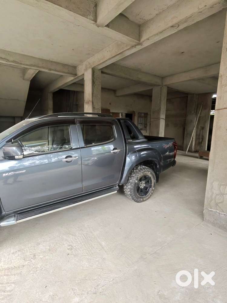 Isuzu D-max V-cross 4x4 2017