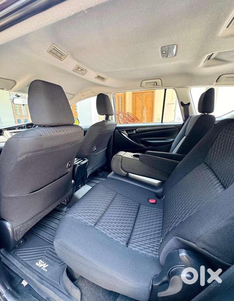 Toyota Innova Crysta 2017