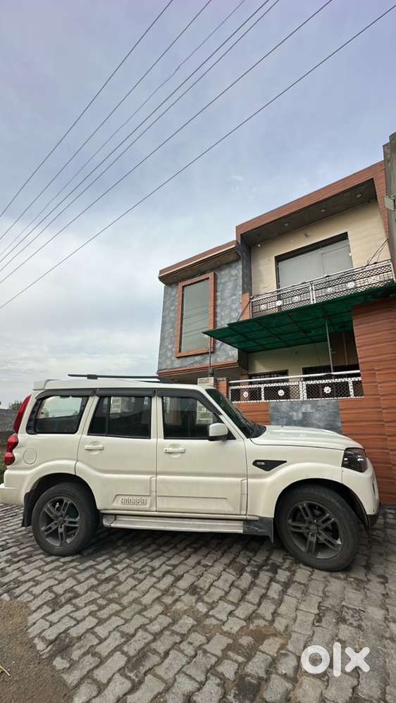 Mahindra Scorpio Diesel 2021 Manual