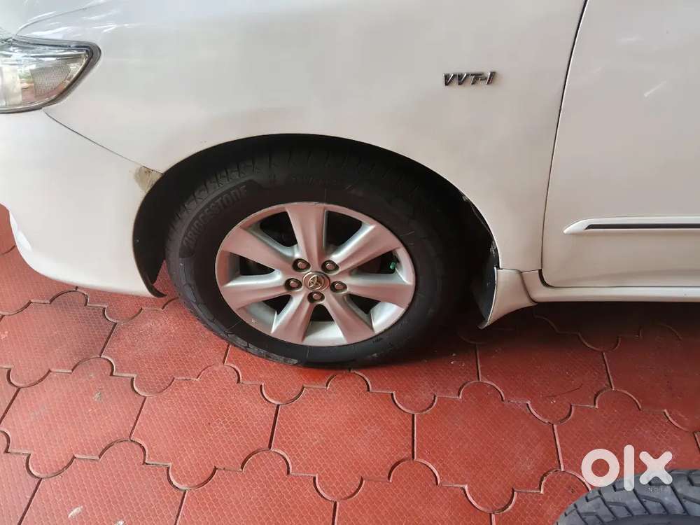 Toyota Corolla Altis 1.8g 2010