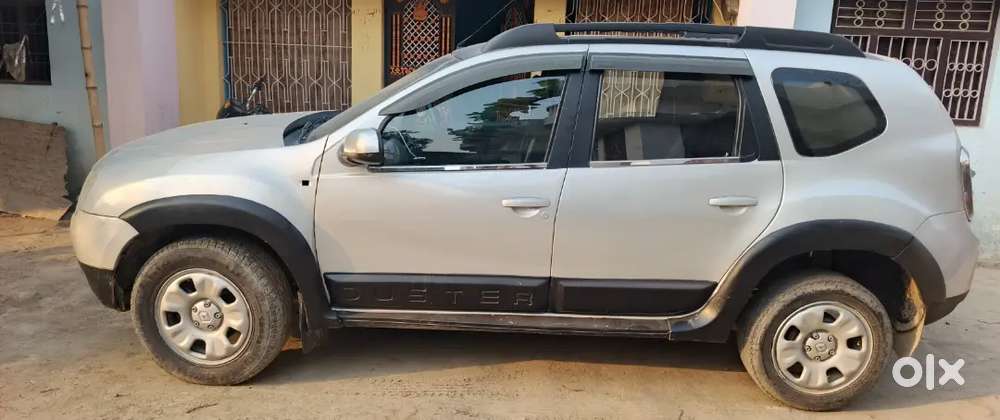 2013-aug Renault Duster Diesel Manual 20 Km