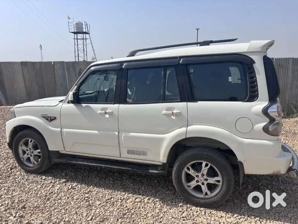 Mahindra Scorpio Classic 2016