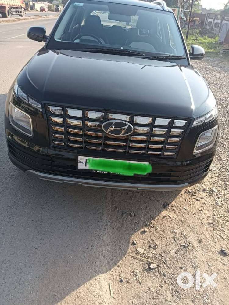 Hyundai Venue 1.2 S (o), 2023, Petrol
