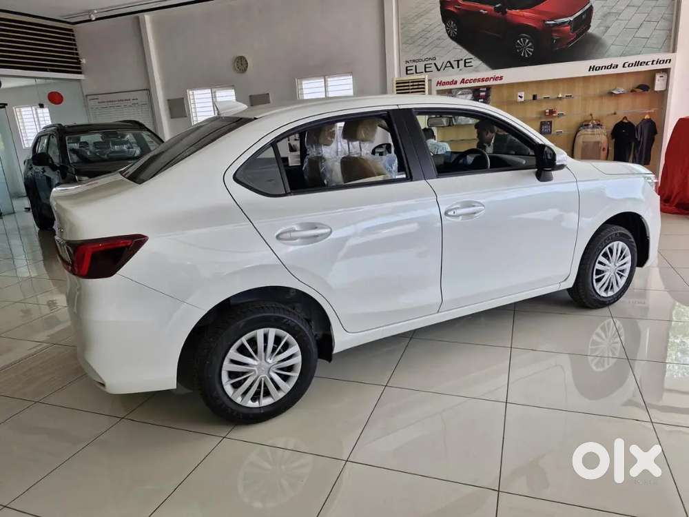 Honda Amaze 2026 Petrol 0 Km Driven