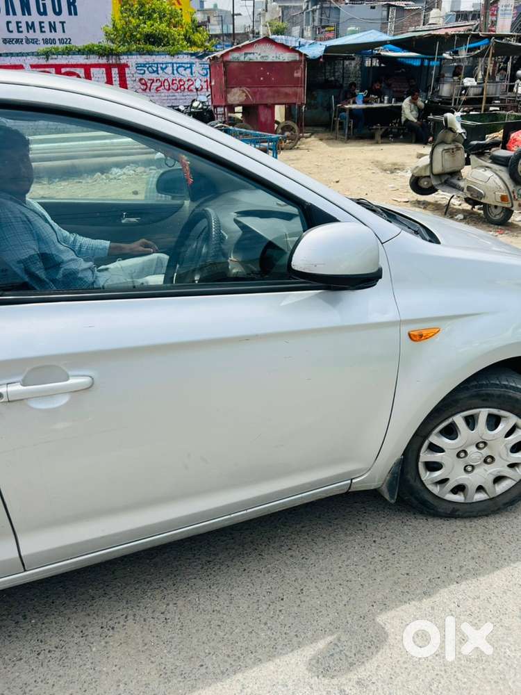 Hyundai I20 2009 Petrol Well Maintained