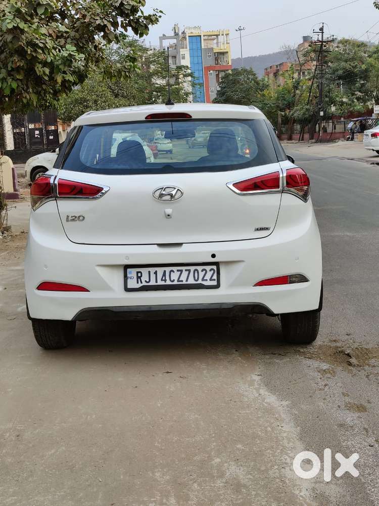 Hyundai Elite I20 1.4 Sportz (o) Crdi, 2015, Diesel
