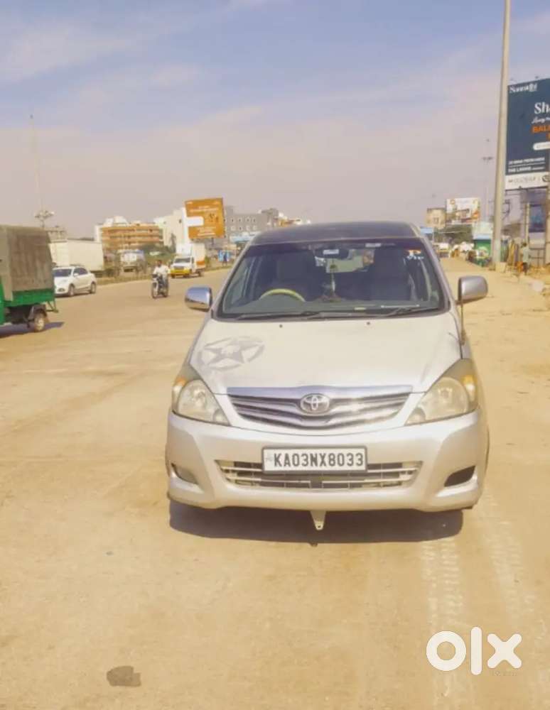 Toyota Innova 2010 Diesel 180000 Km Driven