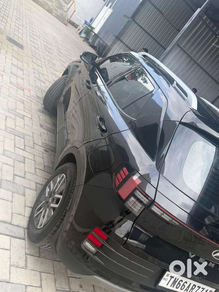 Hyundai Venue S Turbo, 2024, Petrol
