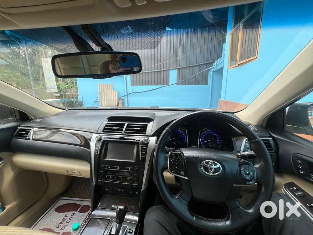 Toyota Camry 2015 Petrol Well Maintained