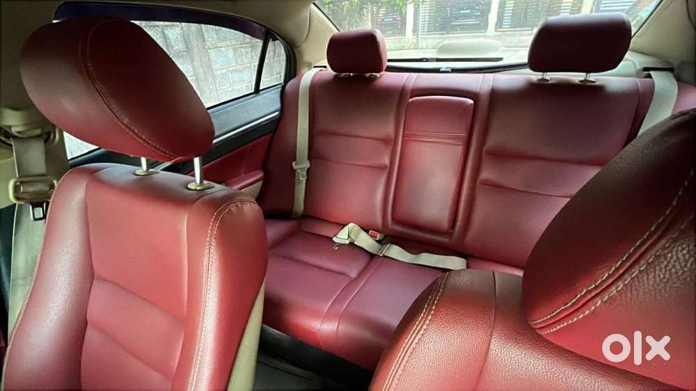 Honda Civic 1.8 V At Petrol Automatic | 2007 | 92,000 Km