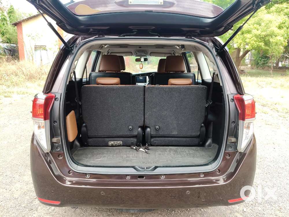 Toyota Innova Crysta 2.7 Zx At, 2016, Petrol