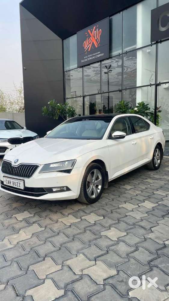 Skoda Superb, 2018, Petrol