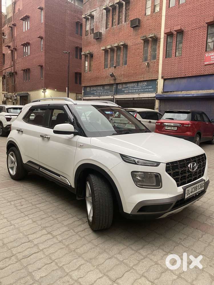 Hyundai Venue S 1.2 Petrol, 2022, Petrol