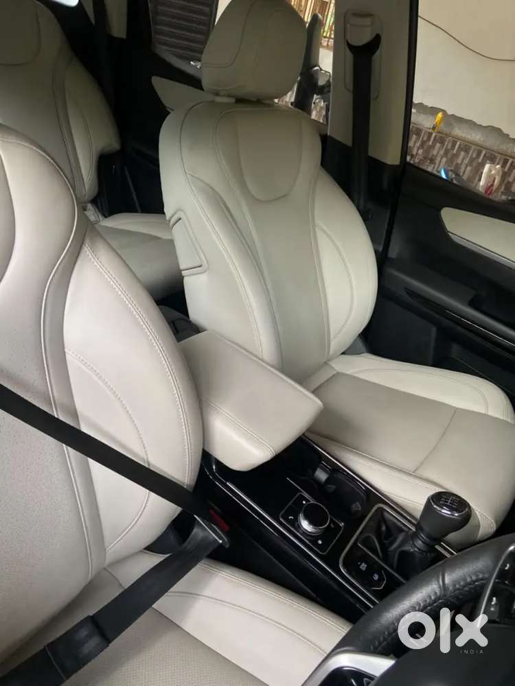 Mahindra Xuv 700 Ax7l Diesel