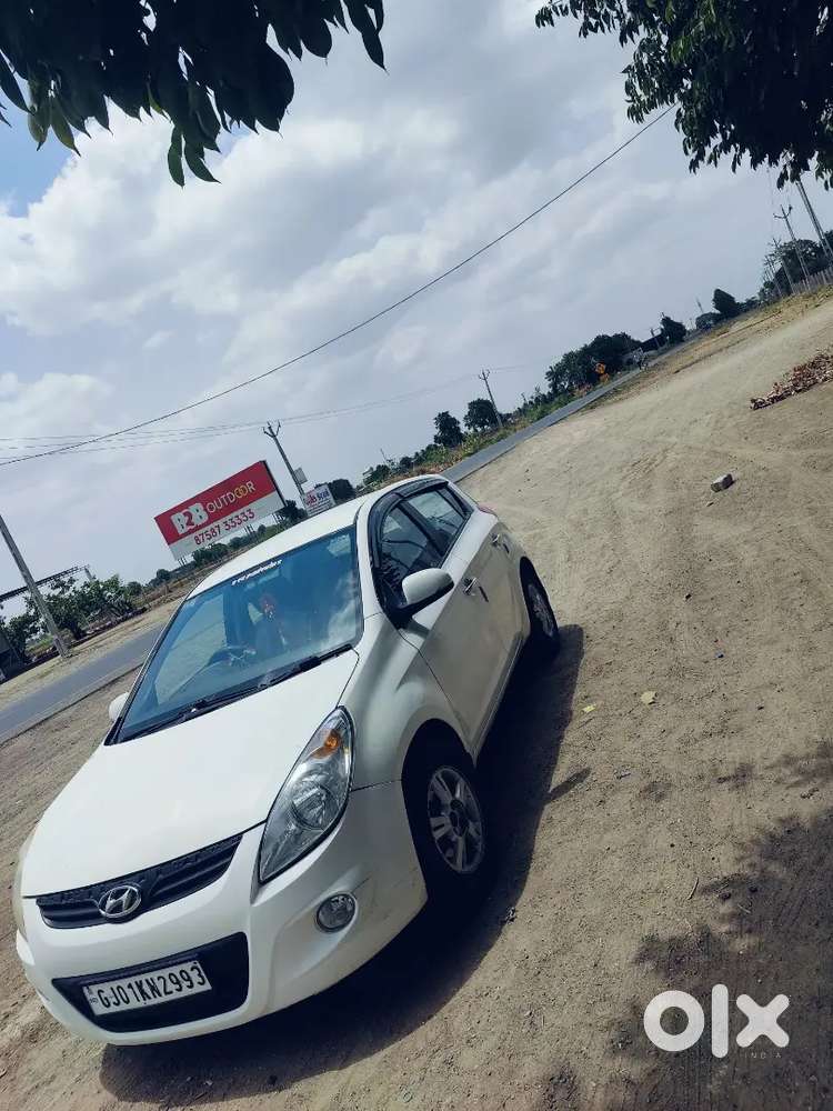 Hyundai I20 Active 2011 Diesel 125000 Km Driven