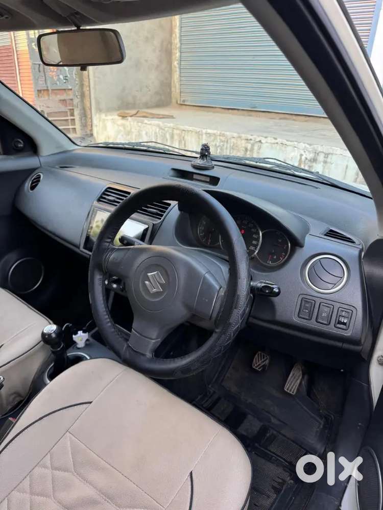 Maruti Suzuki Dzire 1.2 2010