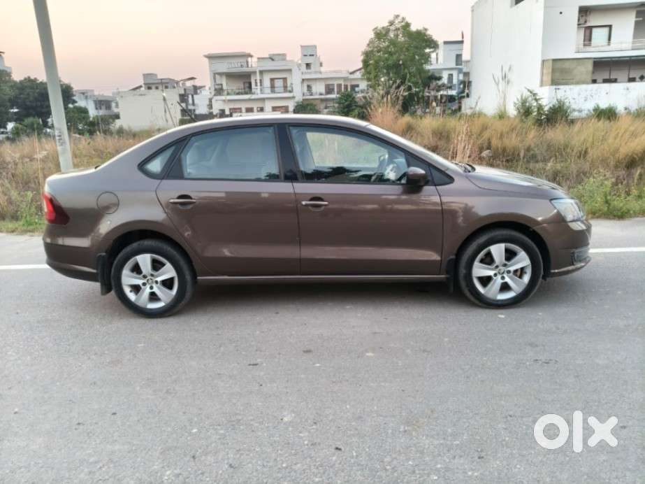 Skoda Rapid 1.0 Tsi Active, 2020, Petrol