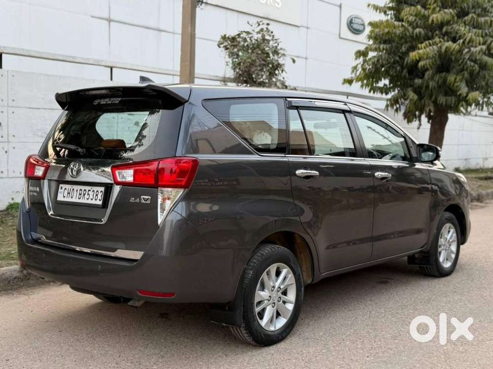 Toyota Innova Crysta 2.4 V 7 Str, 2018, Diesel