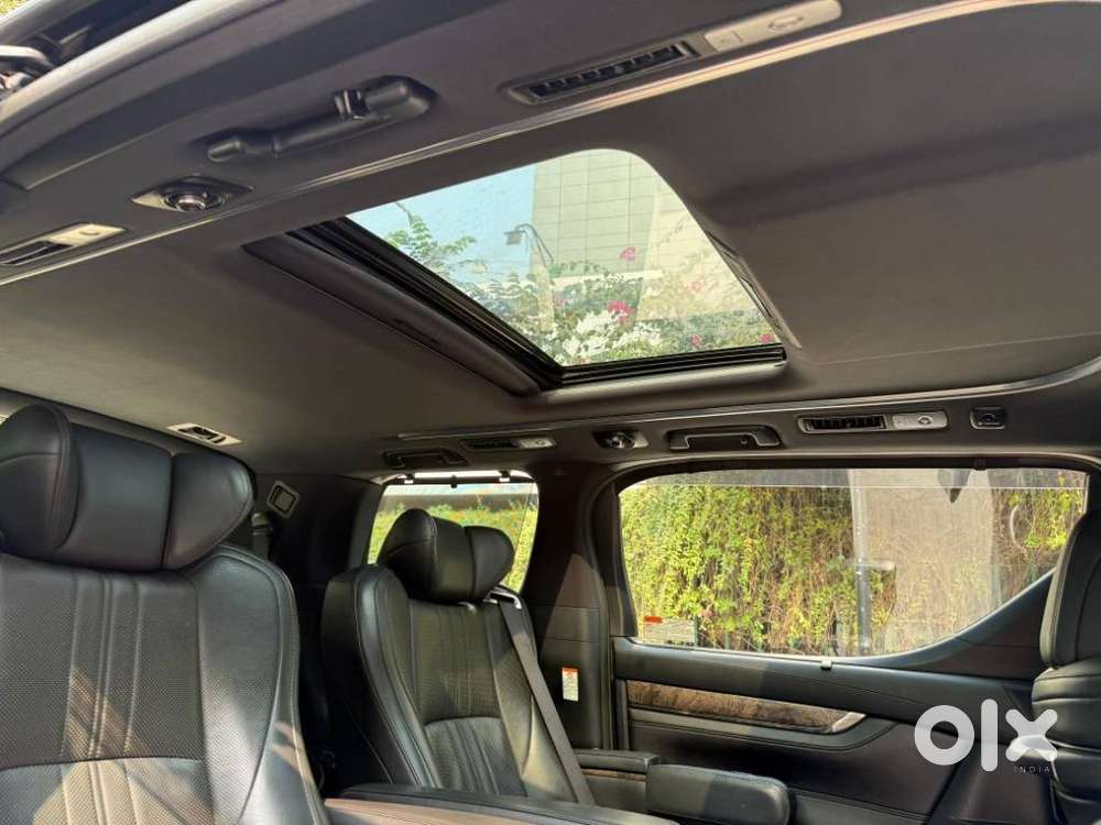 Toyota Vellfire Vip – Executive Lounge, 2019, Petrol