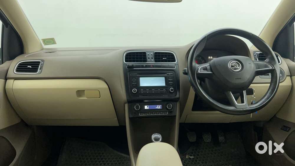 Skoda Rapid [ ] 1.6 Mpi Style Plus, 2016, Petrol