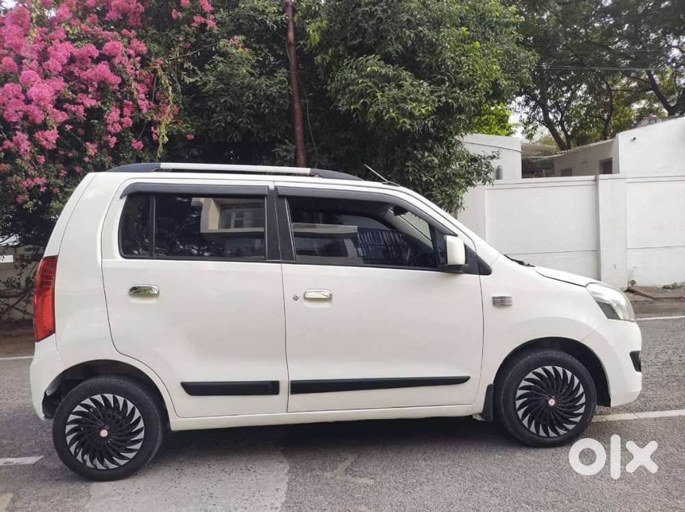 Maruti Suzuki Wagon R 1.0 Vxi (o), 2015, Petrol