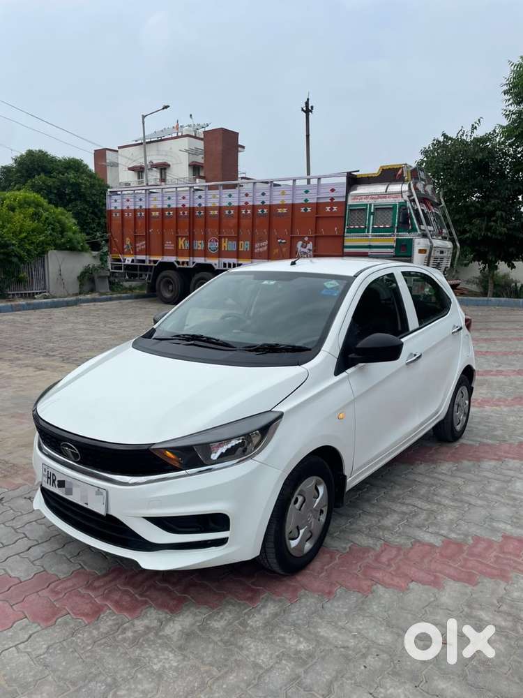 Tata Tiago I-cng 9/2023 Petrol /company Fitted Cng 1st Owner 0 Dep Ins