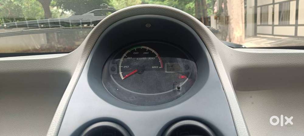 Tata Nano, 2010, Petrol