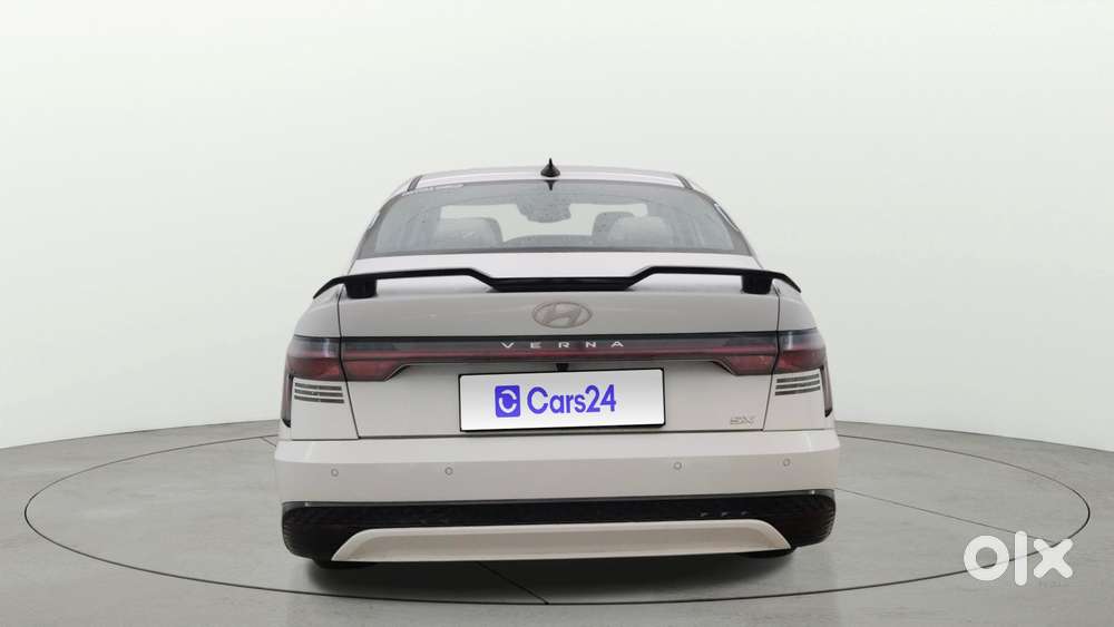 Hyundai Verna 1.5 Sx (o) Ivt, 2025, Petrol