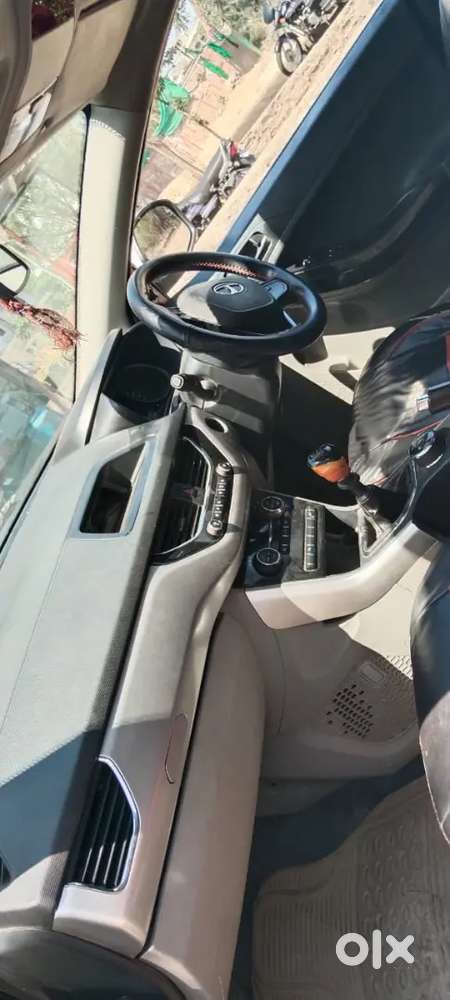 Tata Nexon 2018 Diesel 130000 Km Driven